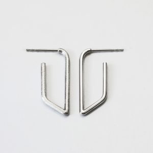 LC_02_EAR_RING